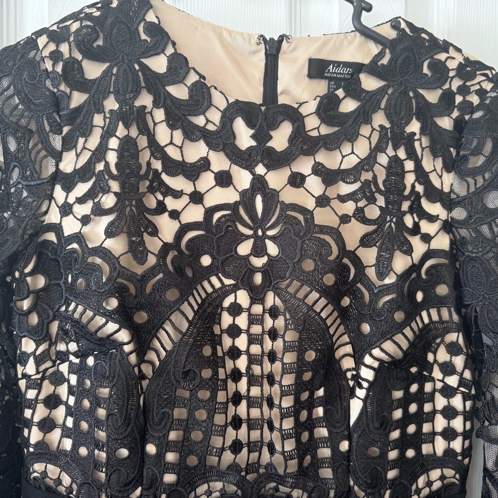 Aidan Mattox Black Lace Fit & Flare‎ Dress Size 8 Evening Semi Formal Date Night - Picture 5 of 9